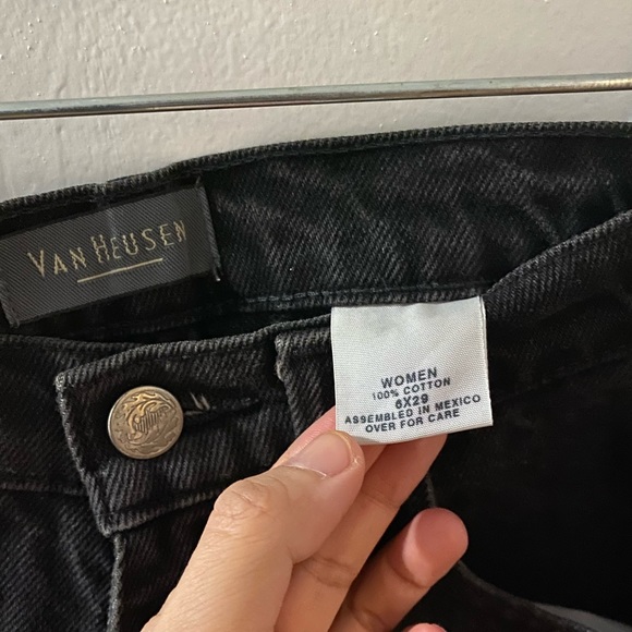 Van Huesen Women’s Baggy Jeans Size 6 - Picture 3 of 5